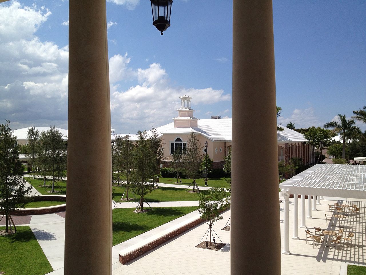 pine-crest-school