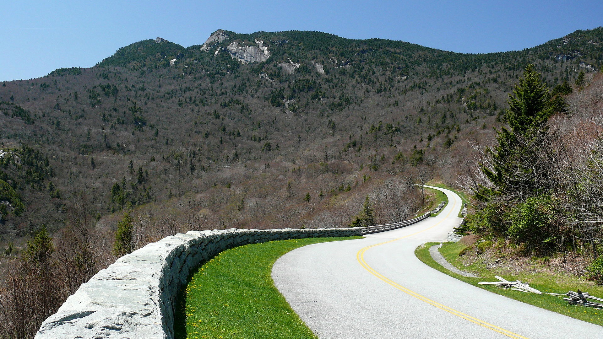 blue-ridge-parkway-north-carolina