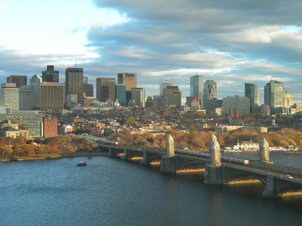 Think you're going to Boston? Get your Massachusetts learner license first with the help of our free course.