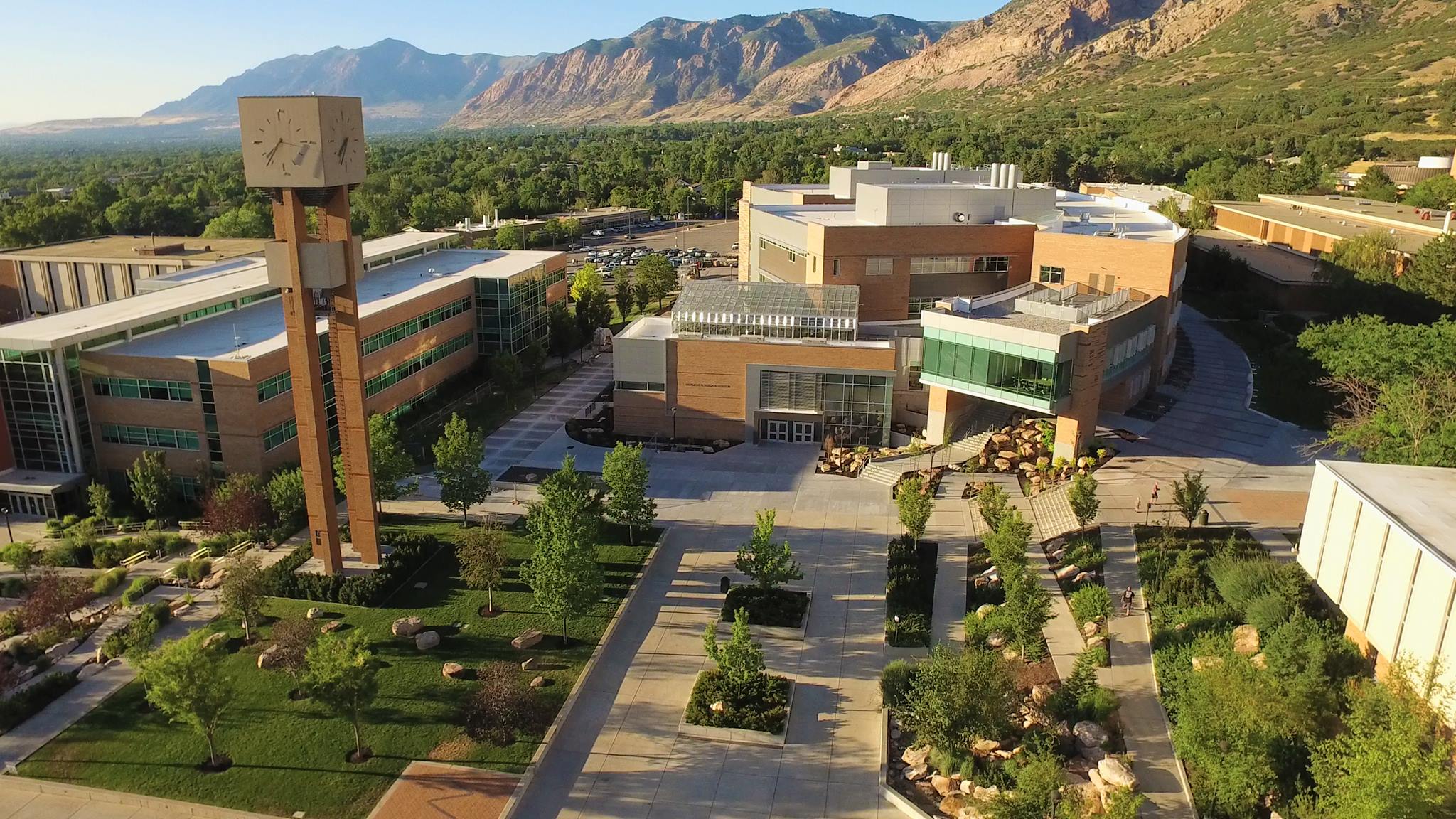The 16 Best Automotive Technology Colleges In The U S 