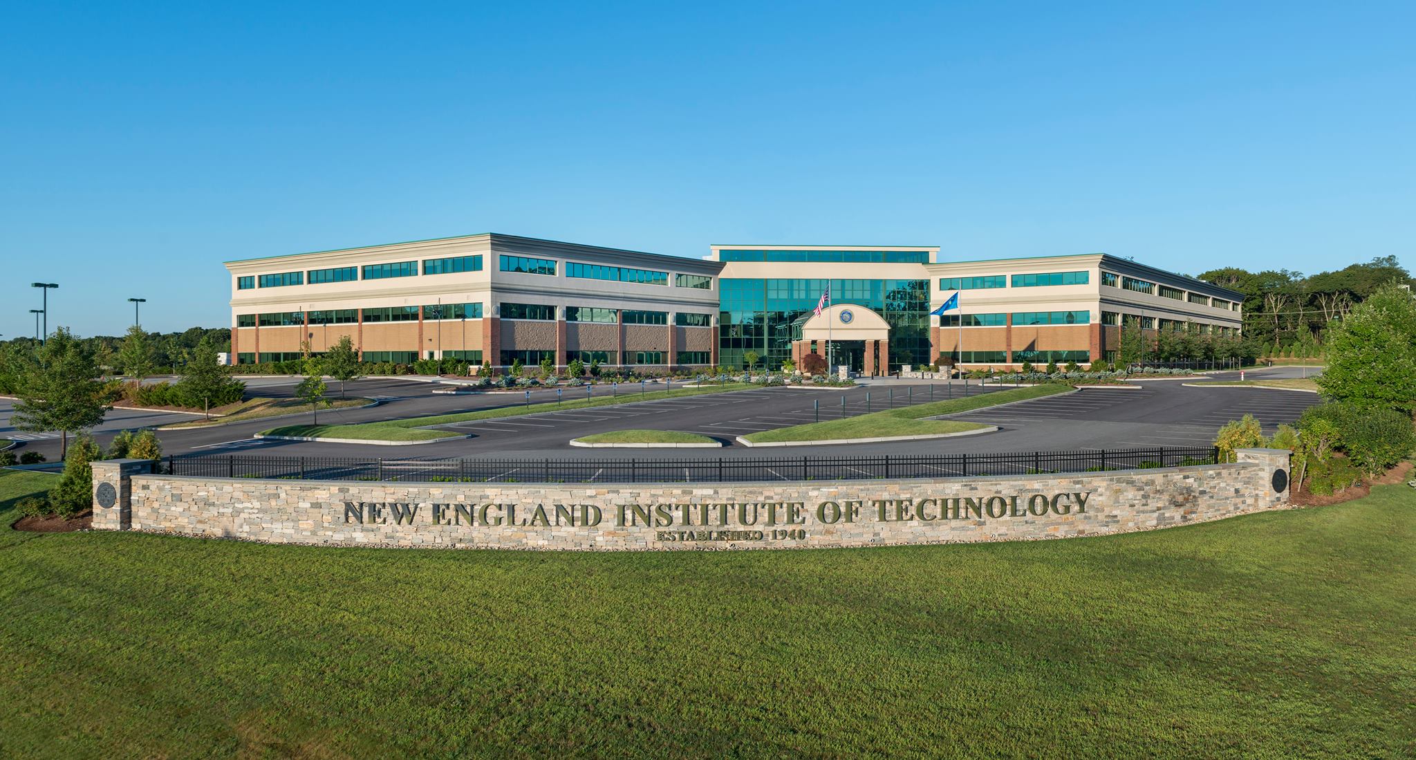 photo credit: Facebook.com/NewEnglandTech